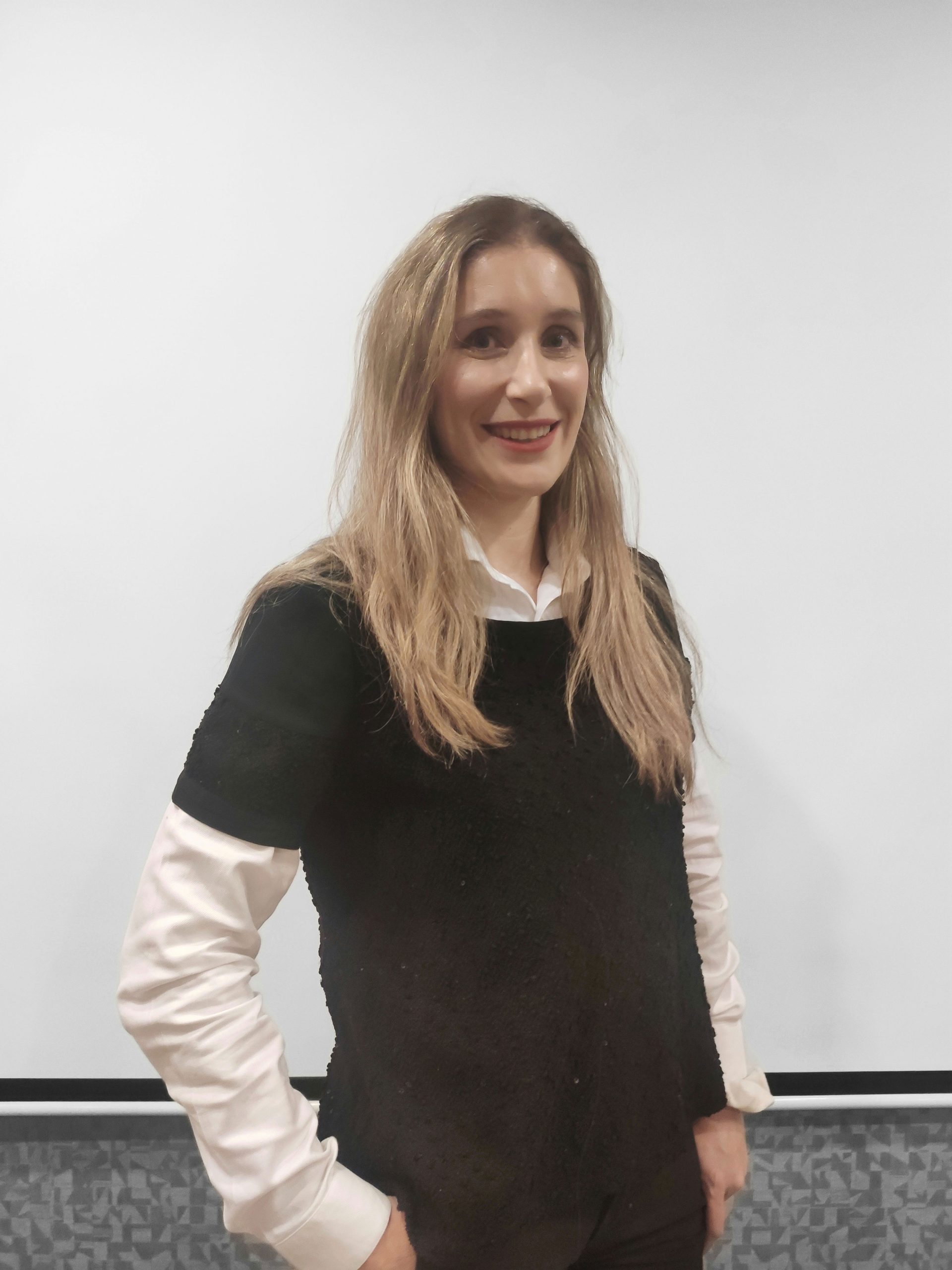 Dr. Alexandra Bousia
